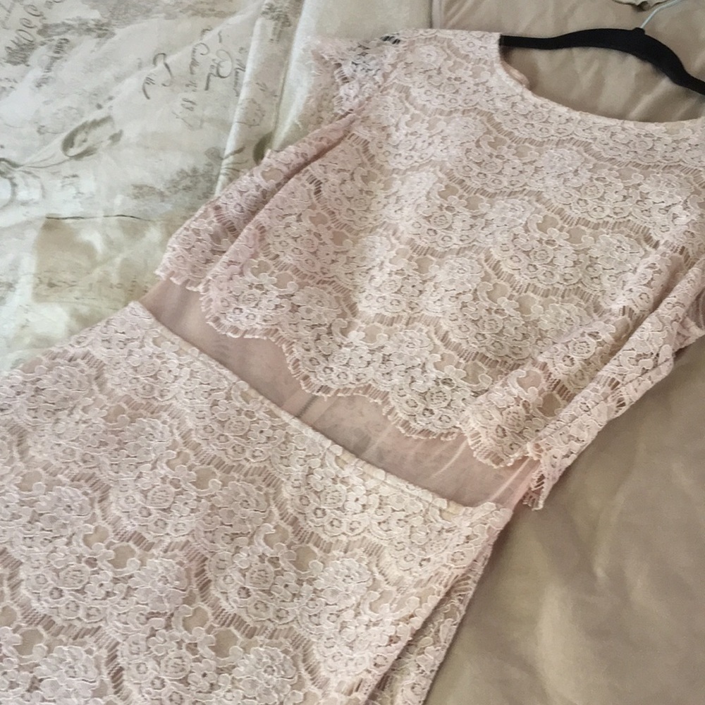 Dress - Picture 5 of 5